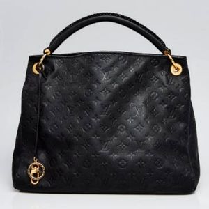 Louis vitton Monogram artsy MM